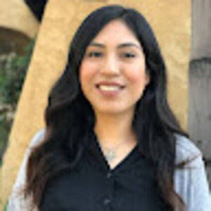 Meet your Posher, Desiree